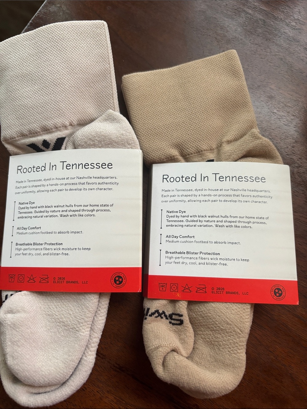 Swiftwick Socks Vision Quarter Crew 2 Pack - Picture 2 of 2